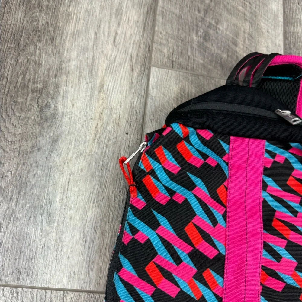 Chaco‎ Raglands Pink/Black Print Sling Bag